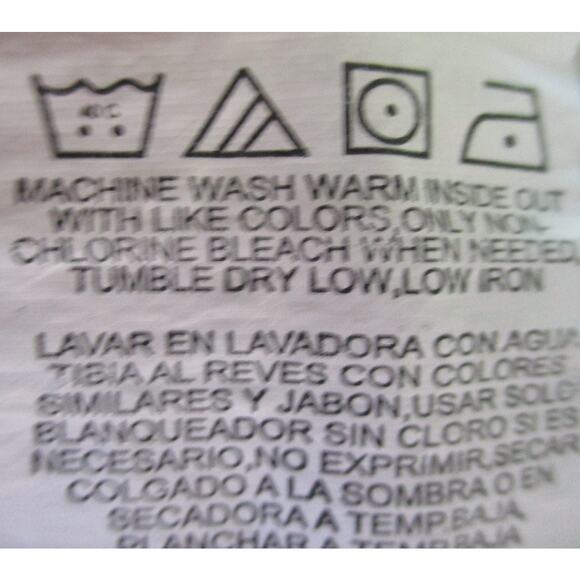 Lee Petite Women's Just Below The Waist Beige Zip Front Capri Pants Size 8P - Picture 9 of 9